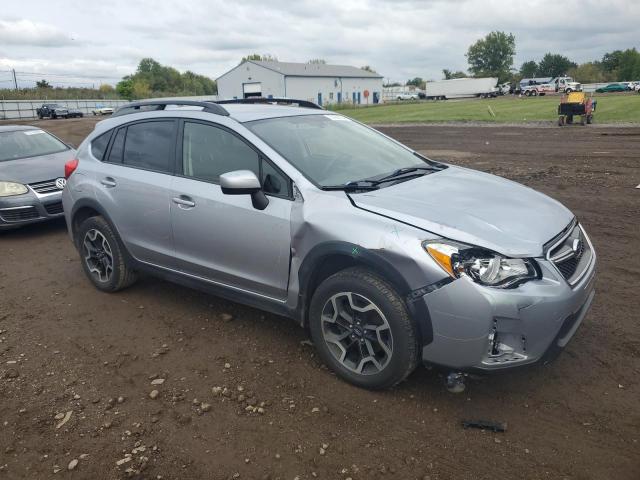 VIN JF2GPADC3H8228318 2017 Subaru Crosstrek, Premium no.4