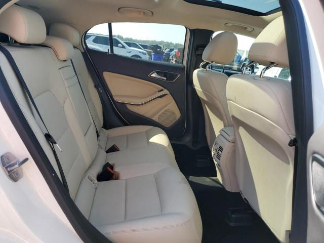2018 MERCEDES-BENZ GLA 250 - WDCTG4EB0JJ483439