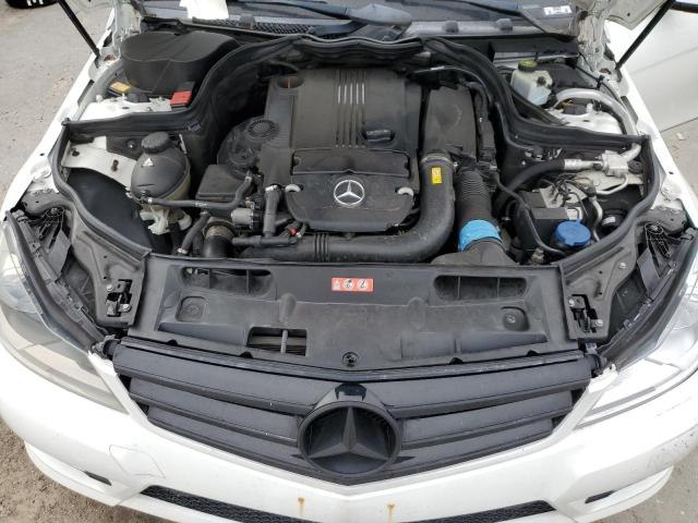 VIN WDDGF4HB8EG256532 2014 Mercedes-Benz C-Class, 250 no.11