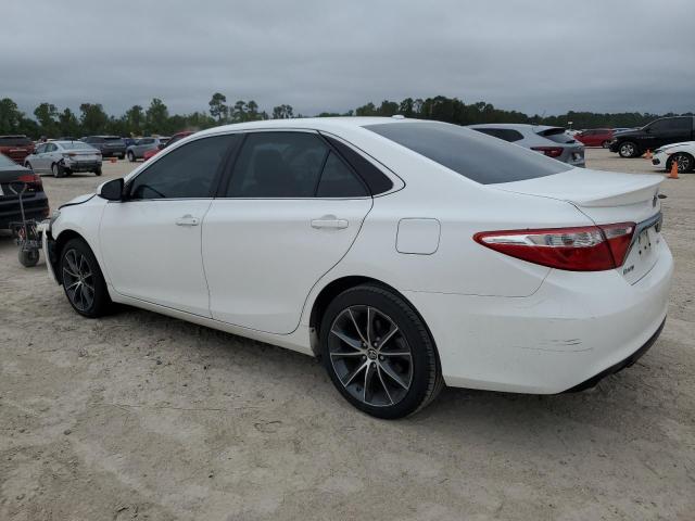 VIN 4T1BK1FK7FU563612 2015 Toyota Camry, Xse no.2