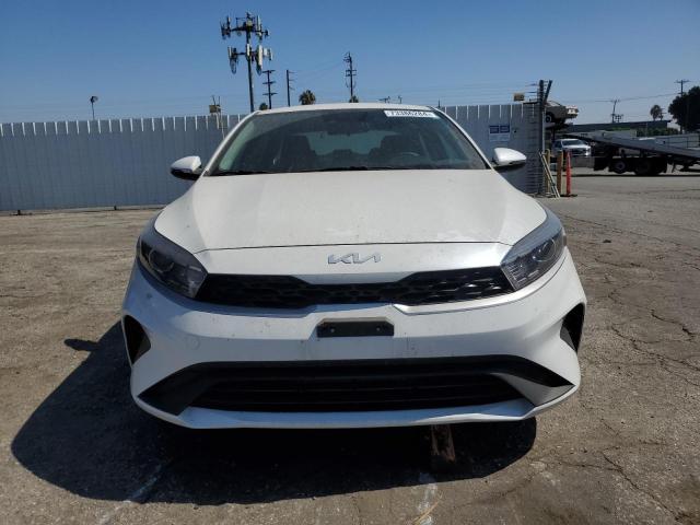 VIN 3KPF24AD4PE579623 2023 KIA Forte, LX no.5