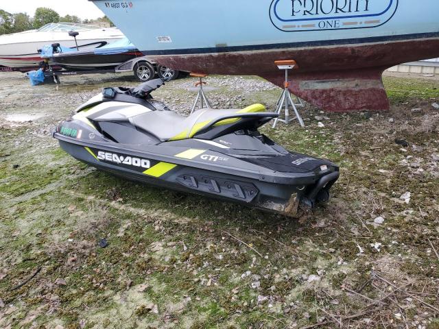 OTHR SEADOO 2017 black   YDV34757K617 photo #4