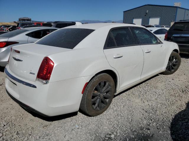 2016 CHRYSLER 300 LIMITE - 2C3CCARG0GH253419