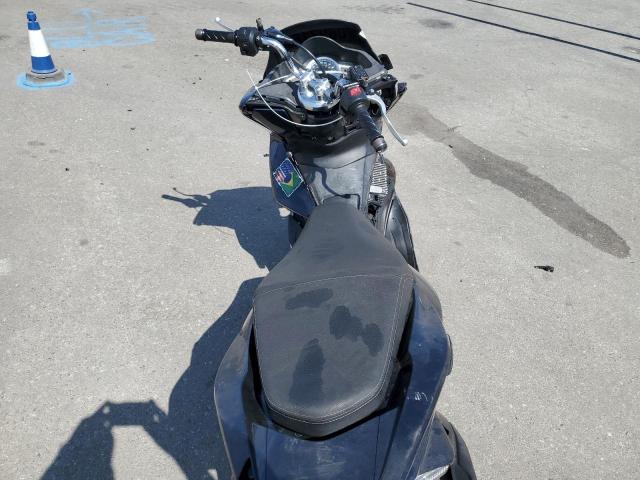 2017 HONDA PCX 150 RLHKF1800HY201458