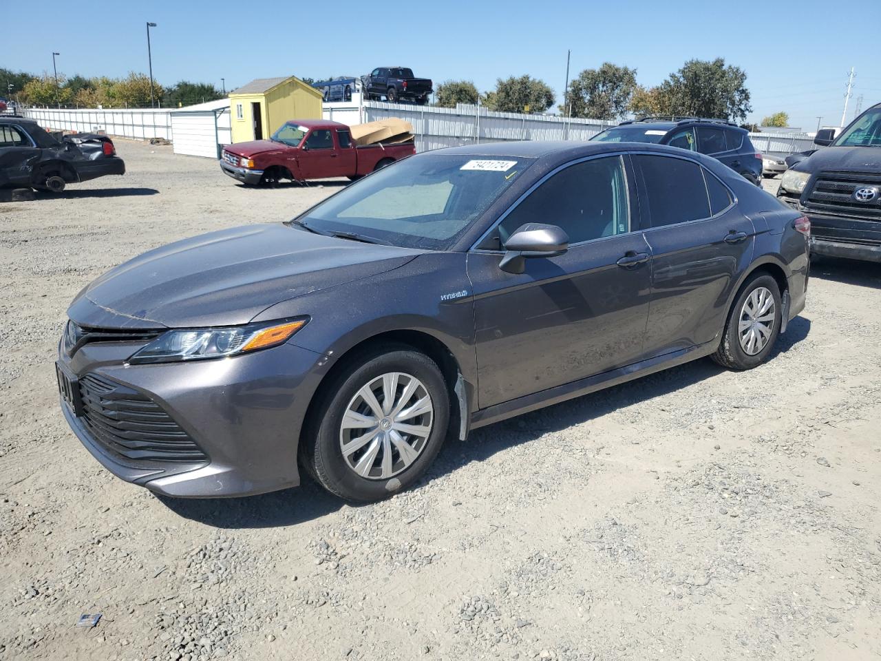 Toyota Camry 2019 LE Hybrid