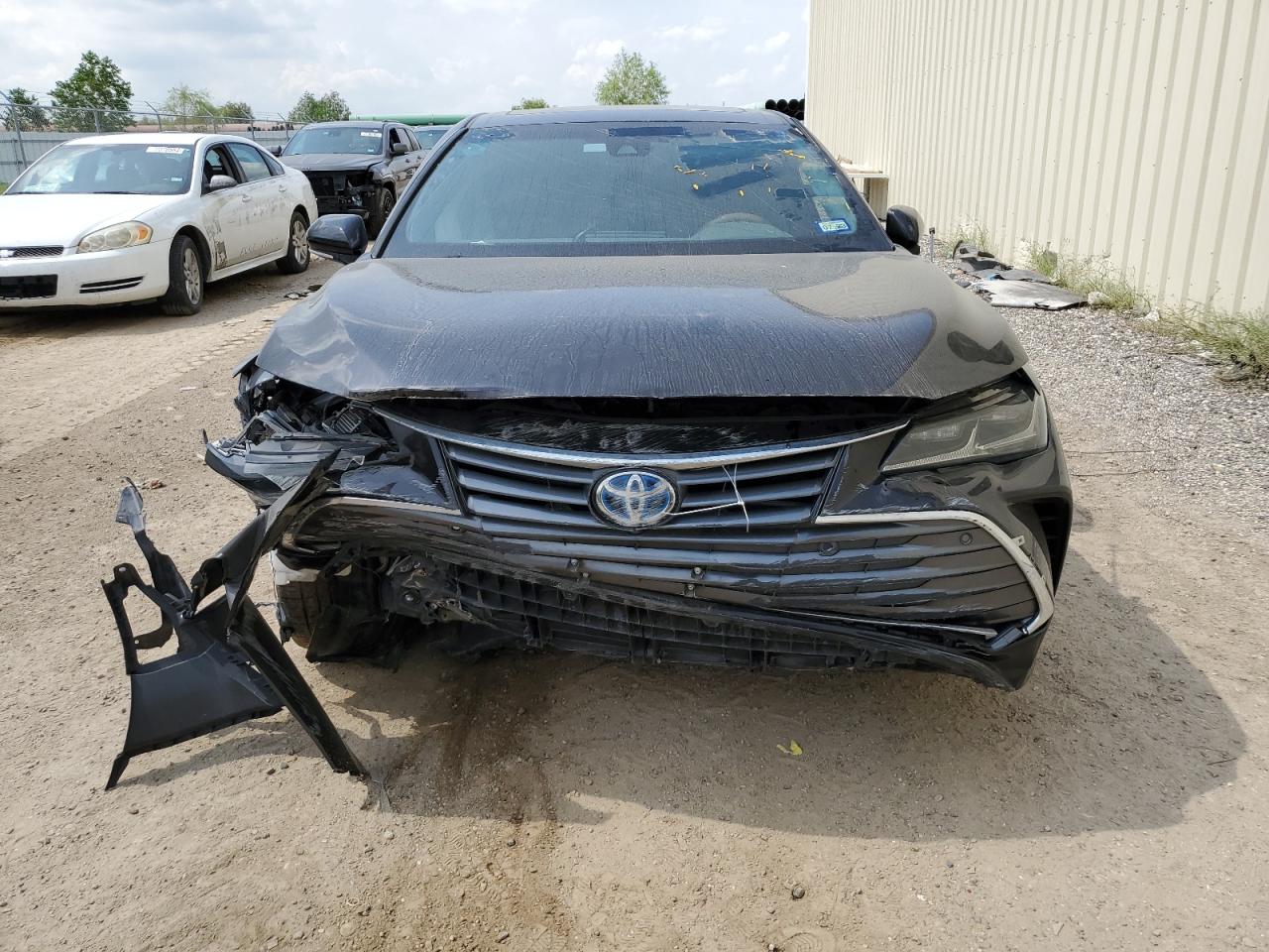 Lot #2872160715 2021 TOYOTA AVALON LIM