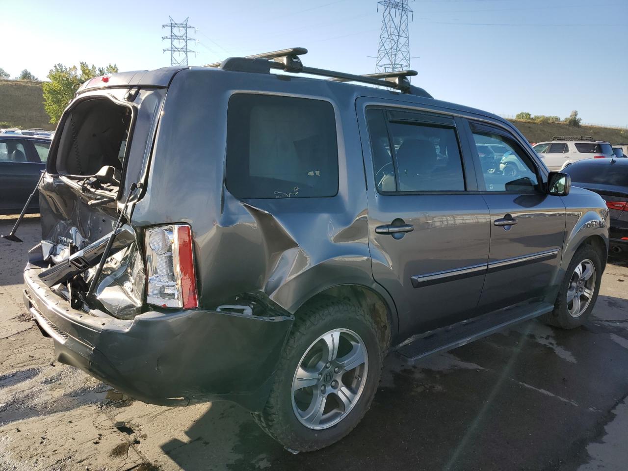 Lot #2905130026 2015 HONDA PILOT SE