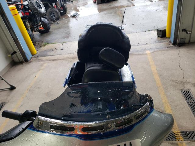 2010 HARLEY-DAVIDSON FLHTCU 1HD1FC41XAB611200