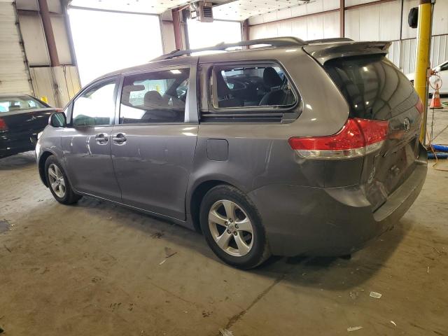 VIN 5TDKK3DC2ES452397 2014 Toyota Sienna, LE no.2