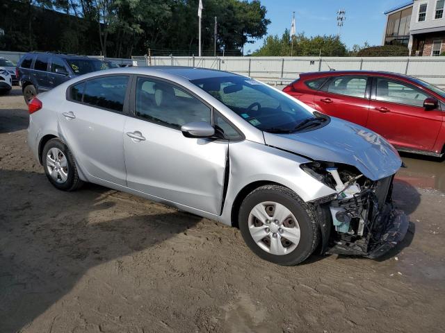 VIN KNAFK4A64G5459721 2016 KIA Forte, LX no.4