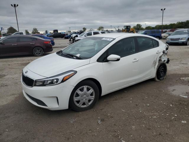 VIN 3KPFK4A79JE272403 2018 KIA FORTE no.1