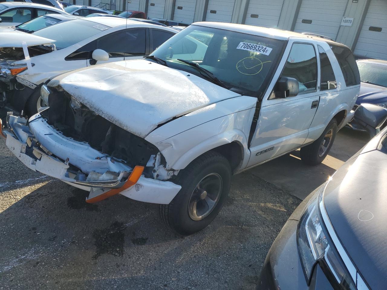 Lot #2860286038 2001 CHEVROLET BLAZER