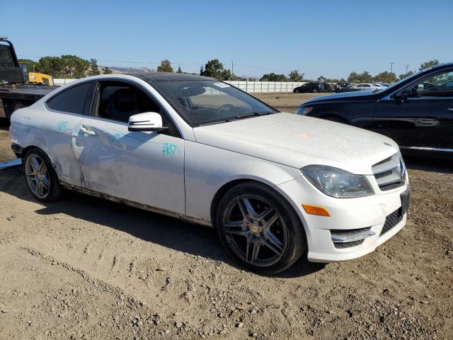 VIN WDDGJ4HB1DG039725 2013 Mercedes-Benz C-Class, 250 no.4