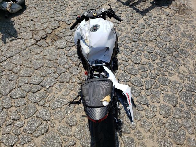 2020 SUZUKI GSX-R600 - JS1GN7FA8L7100829