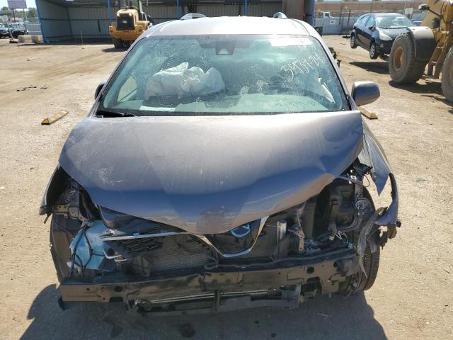 2019 TOYOTA SIENNA SE 5TDXZ3DC1KS002415