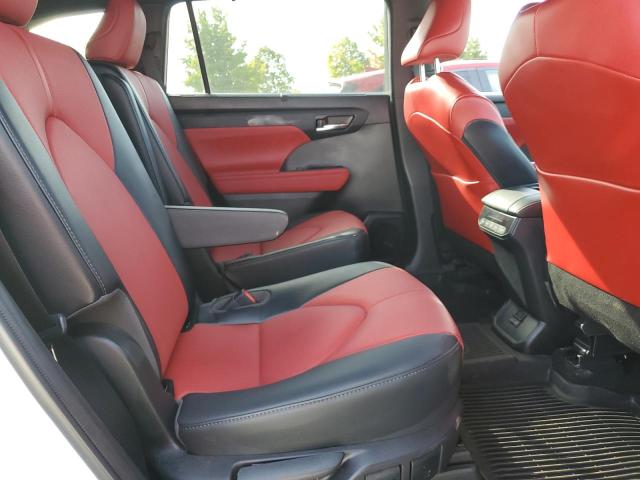 2022 TOYOTA HIGHLANDER - 5TDLZRBH0NS199565