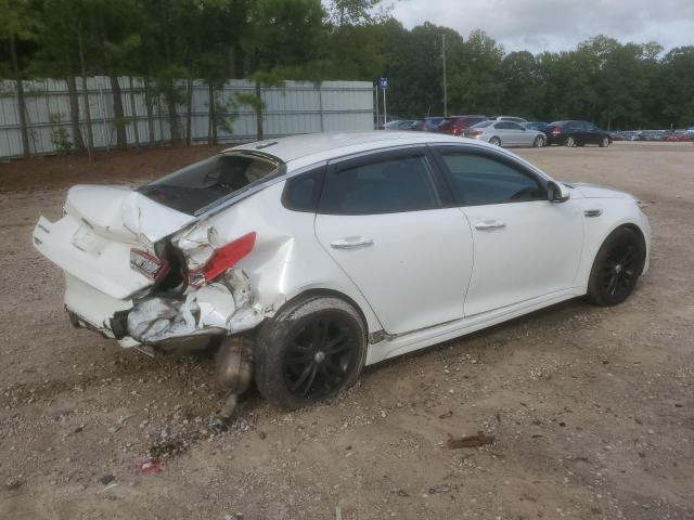 VIN 5XXGT4L35HG153647 2017 KIA Optima, LX no.3