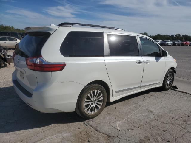 VIN 5TDYZ3DC8JS909164 2018 Toyota Sienna, Xle no.3