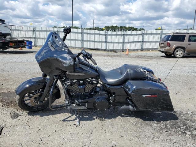 2018 HARLEY-DAVIDSON FLHXS STRE - 1HD1KRC19JB633656