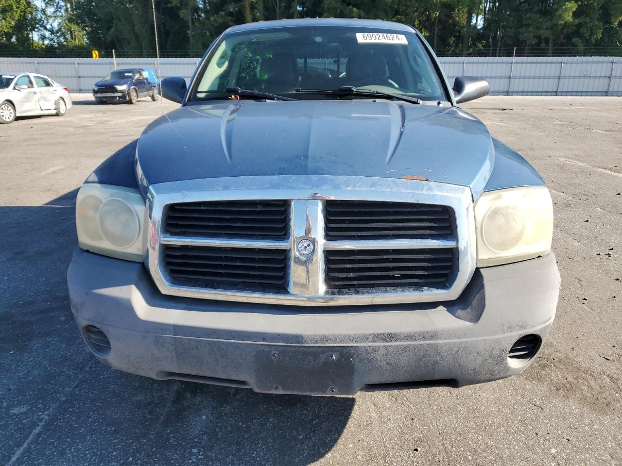 Lot #2926262504 2005 DODGE DAKOTA QUA