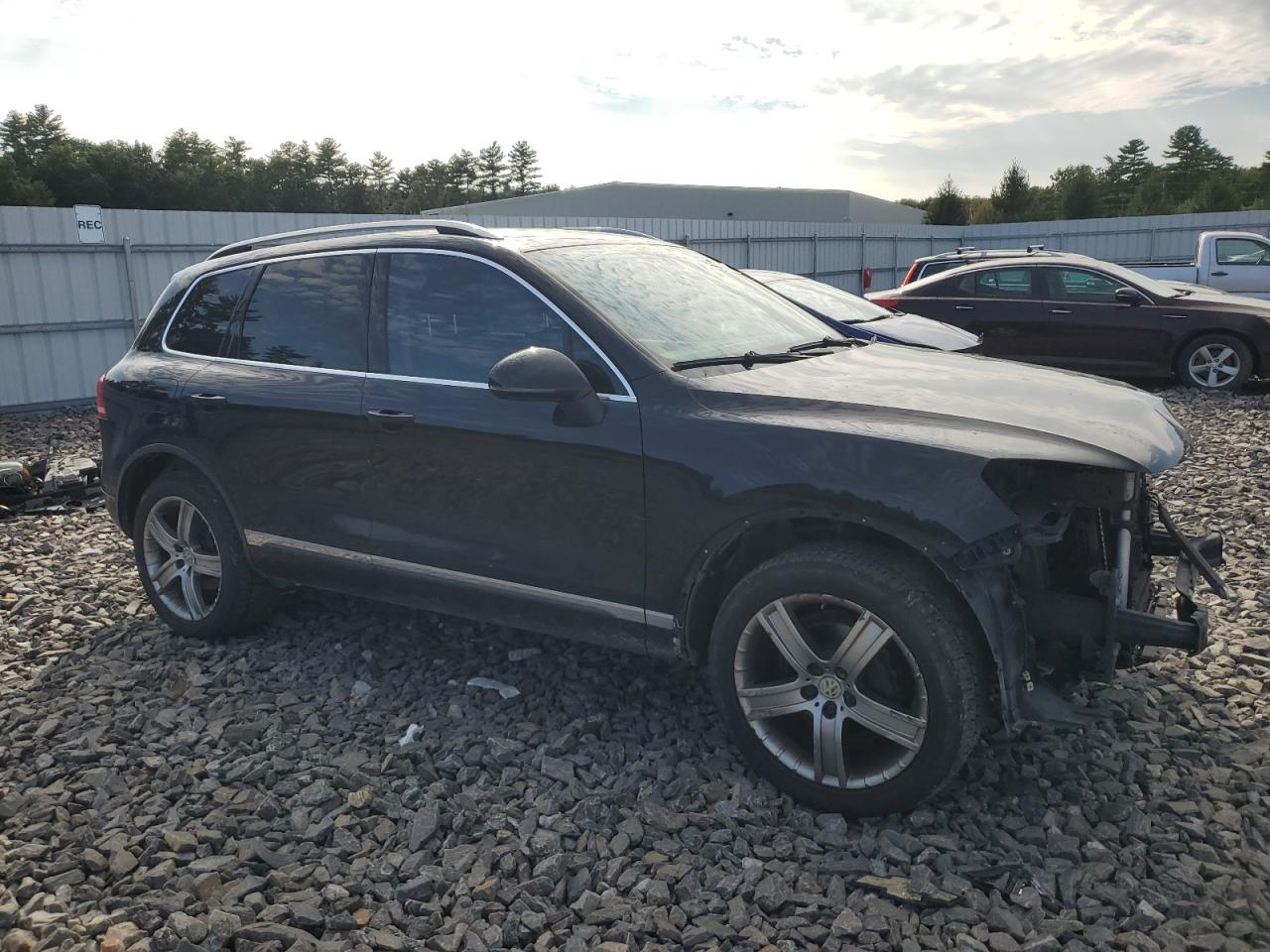 Lot #2989315107 2014 VOLKSWAGEN TOUAREG V6