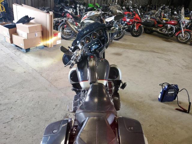 2019 HARLEY-DAVIDSON FLHXSE 1HD1PXL10KB958302