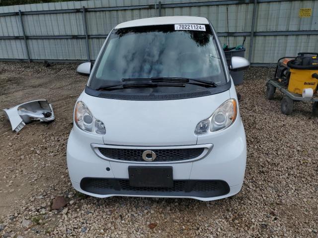 VIN WMEEJ9AA0FK837862 2015 Smart Fortwo no.5