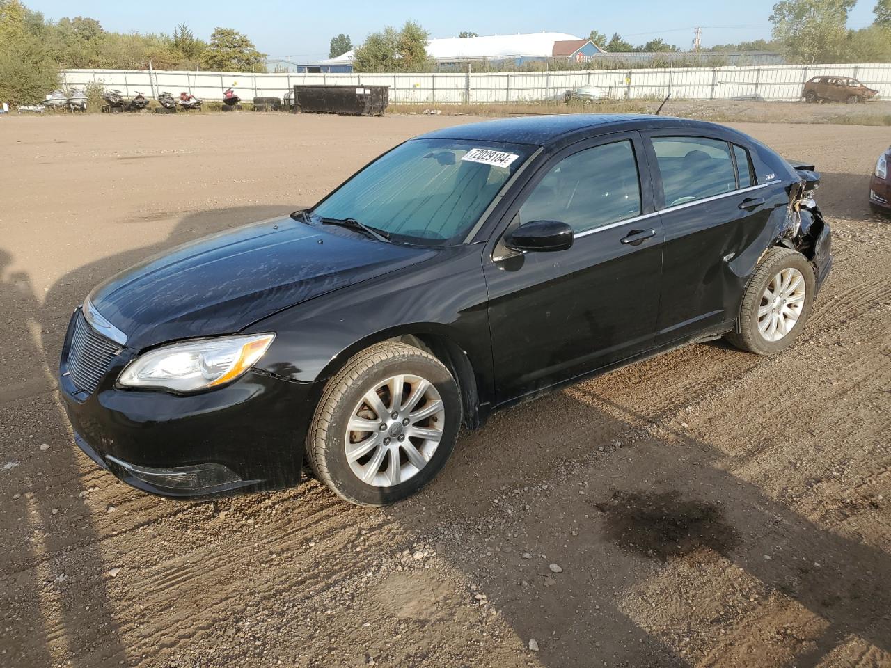  Salvage Chrysler 200