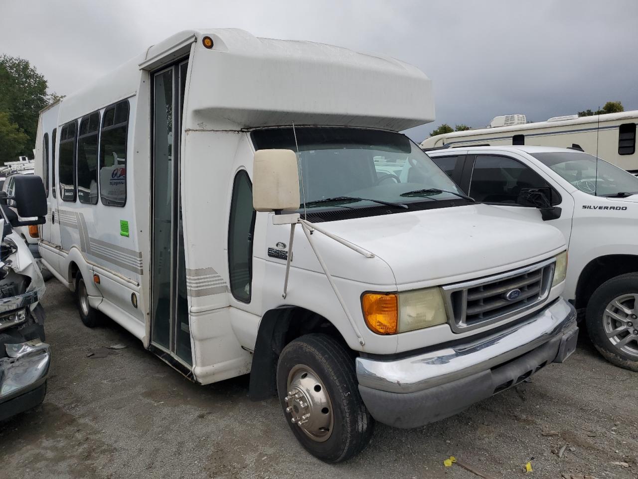 Ford E-450 2006 Econoline