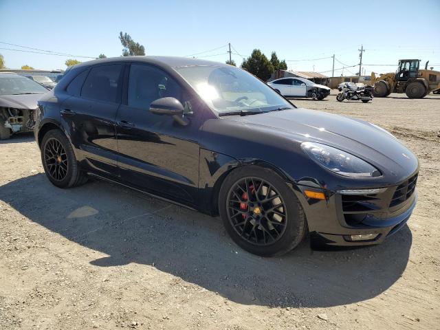 VIN WP1AG2A5XJLB61752 2018 Porsche Macan, Gts no.4