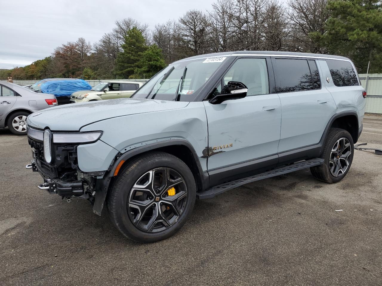 Lot #2962483931 2023 RIVIAN R1S ADVENT