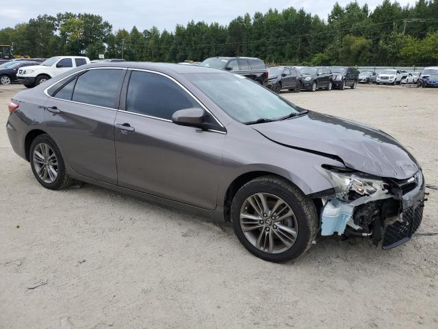 VIN 4T1BF1FK8HU275055 2017 Toyota Camry, LE no.4