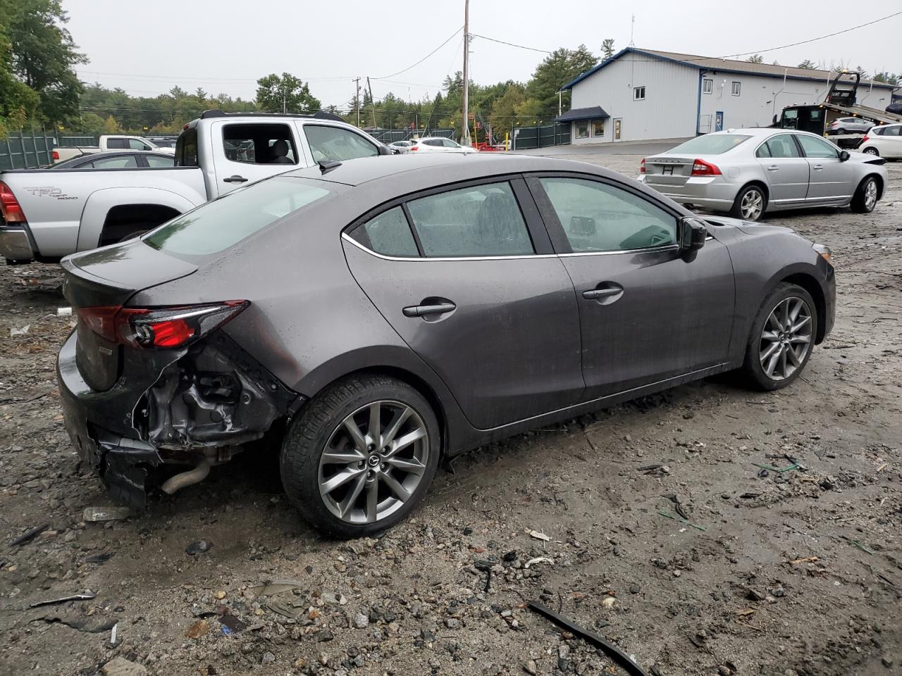 Lot #2952931888 2018 MAZDA 3 TOURING