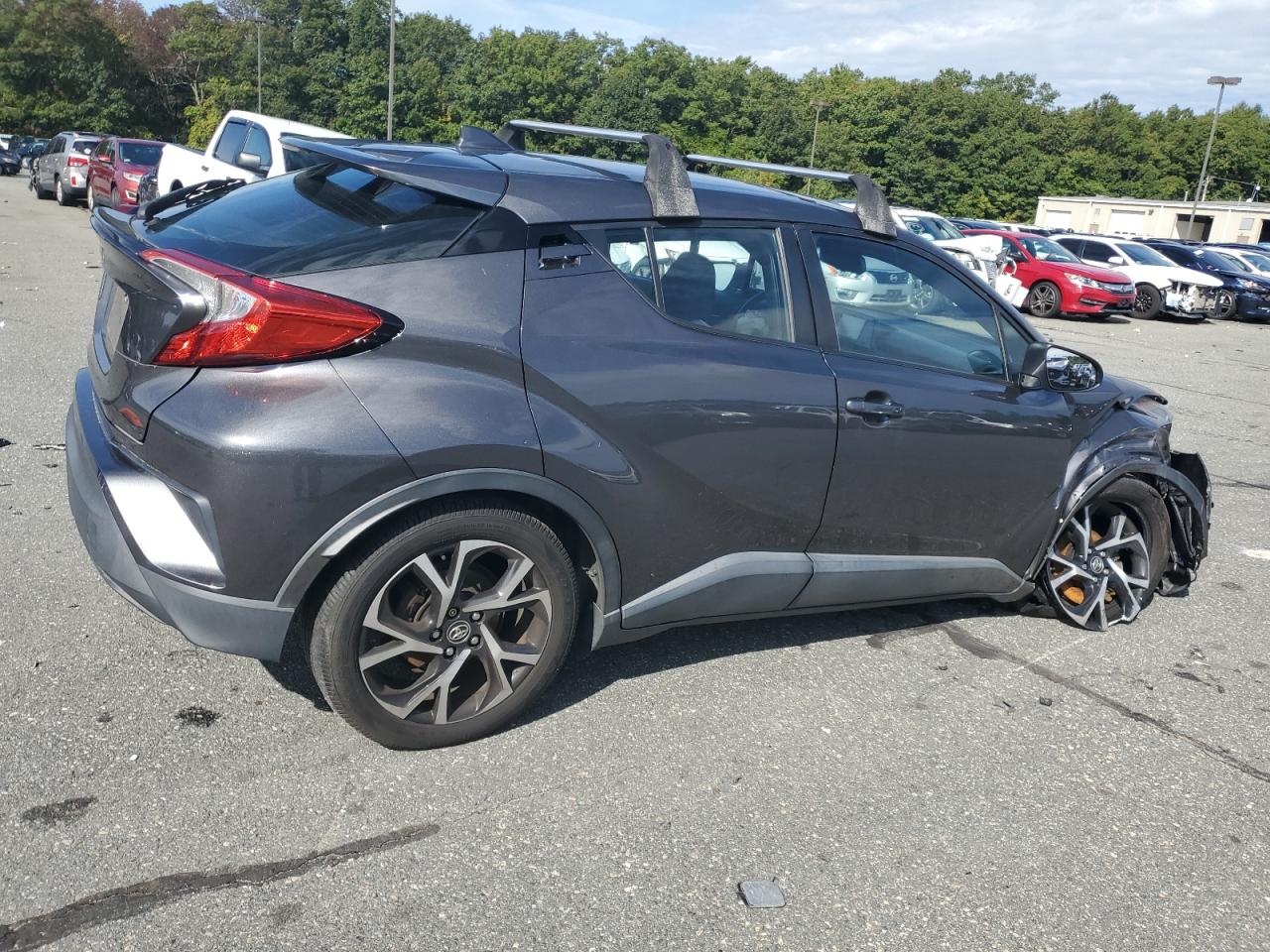 Lot #2935607089 2018 TOYOTA C-HR XLE