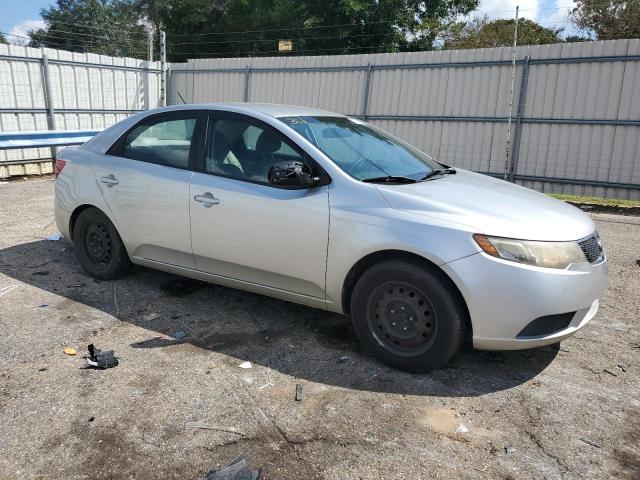 VIN KNAFT4A28D5723366 2013 KIA Forte, LX no.4