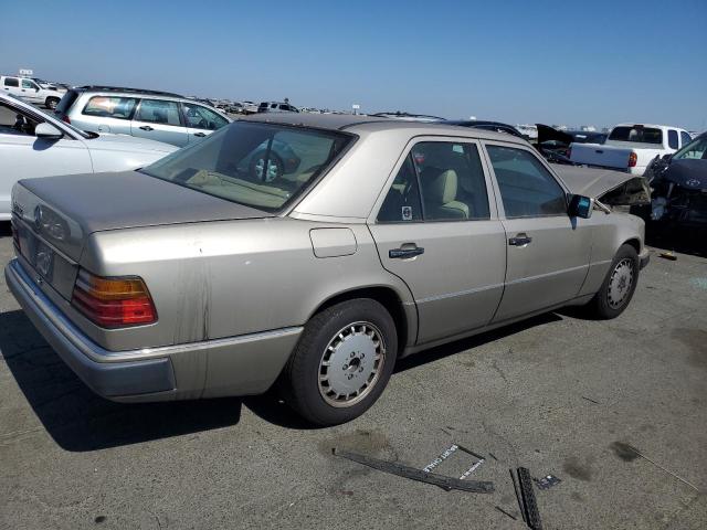 MERCEDES-BENZ 300 E 2.6 1992 cream  gas WDBEA26D4NB632700 photo #4