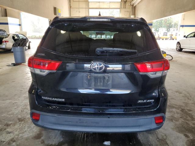 VIN 5TDJZRFH8HS456963 2017 Toyota Highlander, SE no.6