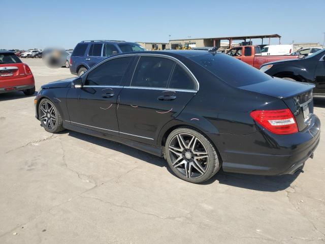 VIN WDDGF4HB8DR261927 2013 Mercedes-Benz C-Class, 250 no.2