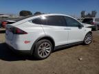 TESLA MODEL X снимка