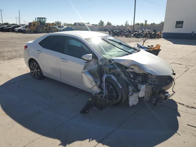 VIN 5YFBURHEXJP760641 2018 Toyota Corolla, L no.4