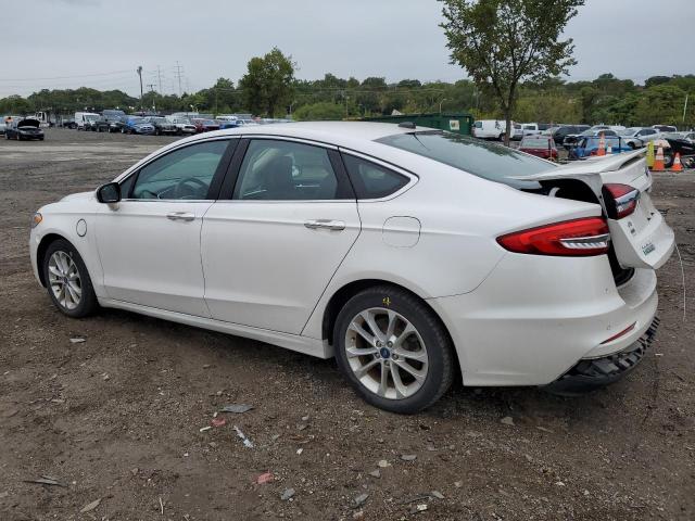 VIN 3FA6P0SU2KR218052 2019 Ford Fusion, Titanium no.2