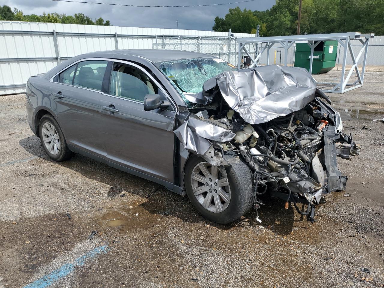 Lot #2977071656 2012 FORD TAURUS SE