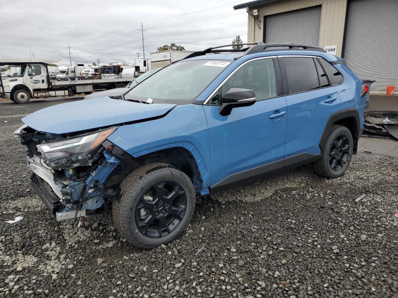 2T3S1RFV1PW388133 TOYOTA RAV 4 2023