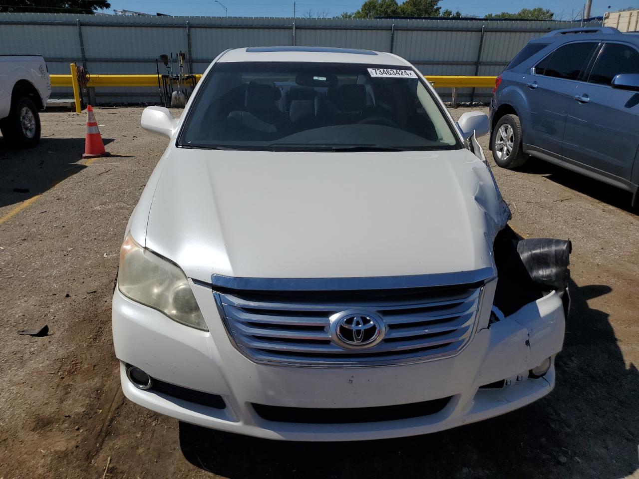 Lot #2972358441 2010 TOYOTA AVALON XL