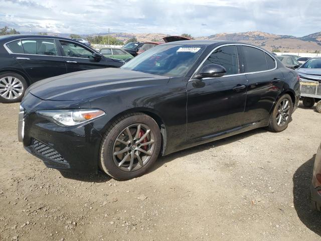 VIN ZARFAEBN7J7564157 2018 Alfa Romeo Giulia no.1