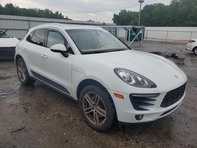 VIN WP1AB2A54GLB53959 2016 Porsche Macan, S no.4