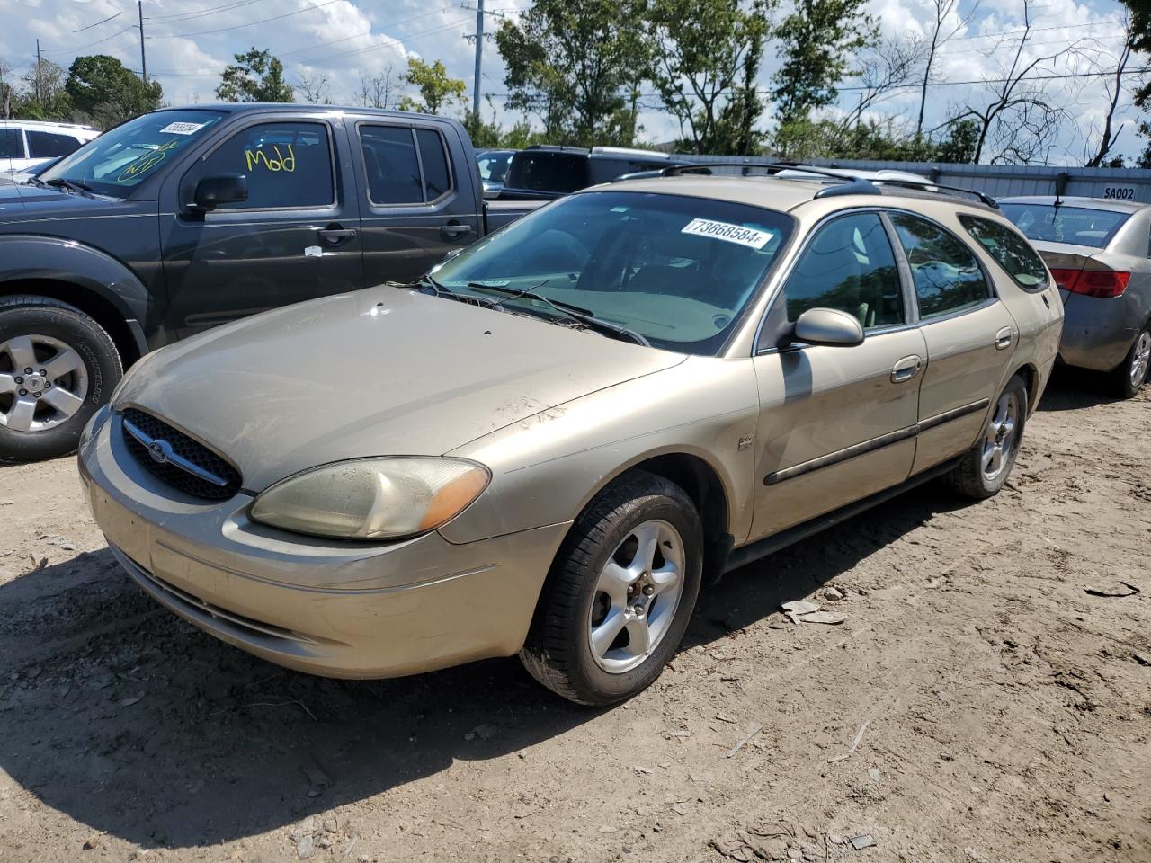 Ford Taurus 2000 SE