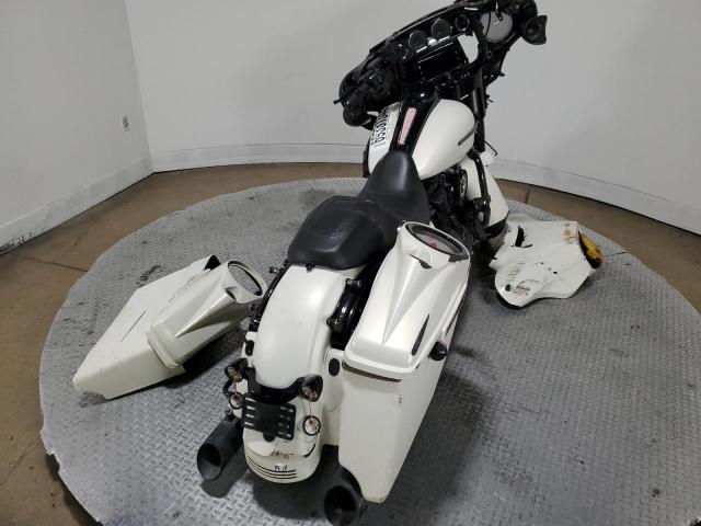 2018 HARLEY-DAVIDSON FLHXS STRE - 1HD1KRC19JB682176