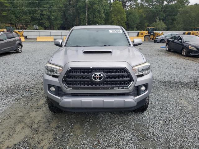 VIN 5TFAZ5CN0HX022579 2017 Toyota Tacoma, Double Cab no.5