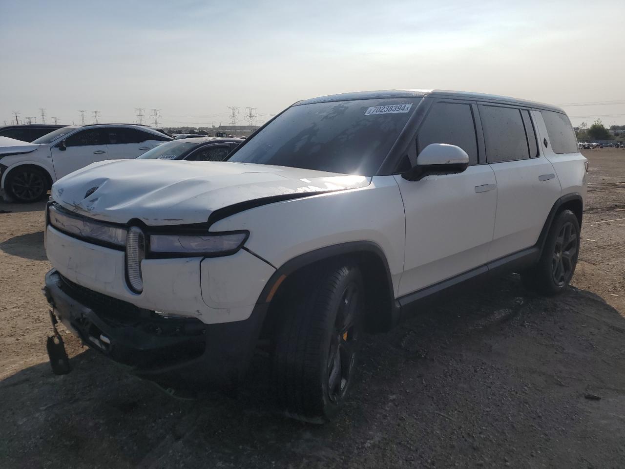 RIVIAN R1S ADVENTURE